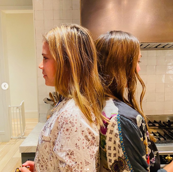 Honor Warren con Jessica Alba en un post subido el 9 de septiembre de 2020 | Fuente: Instagram/jessicaalba