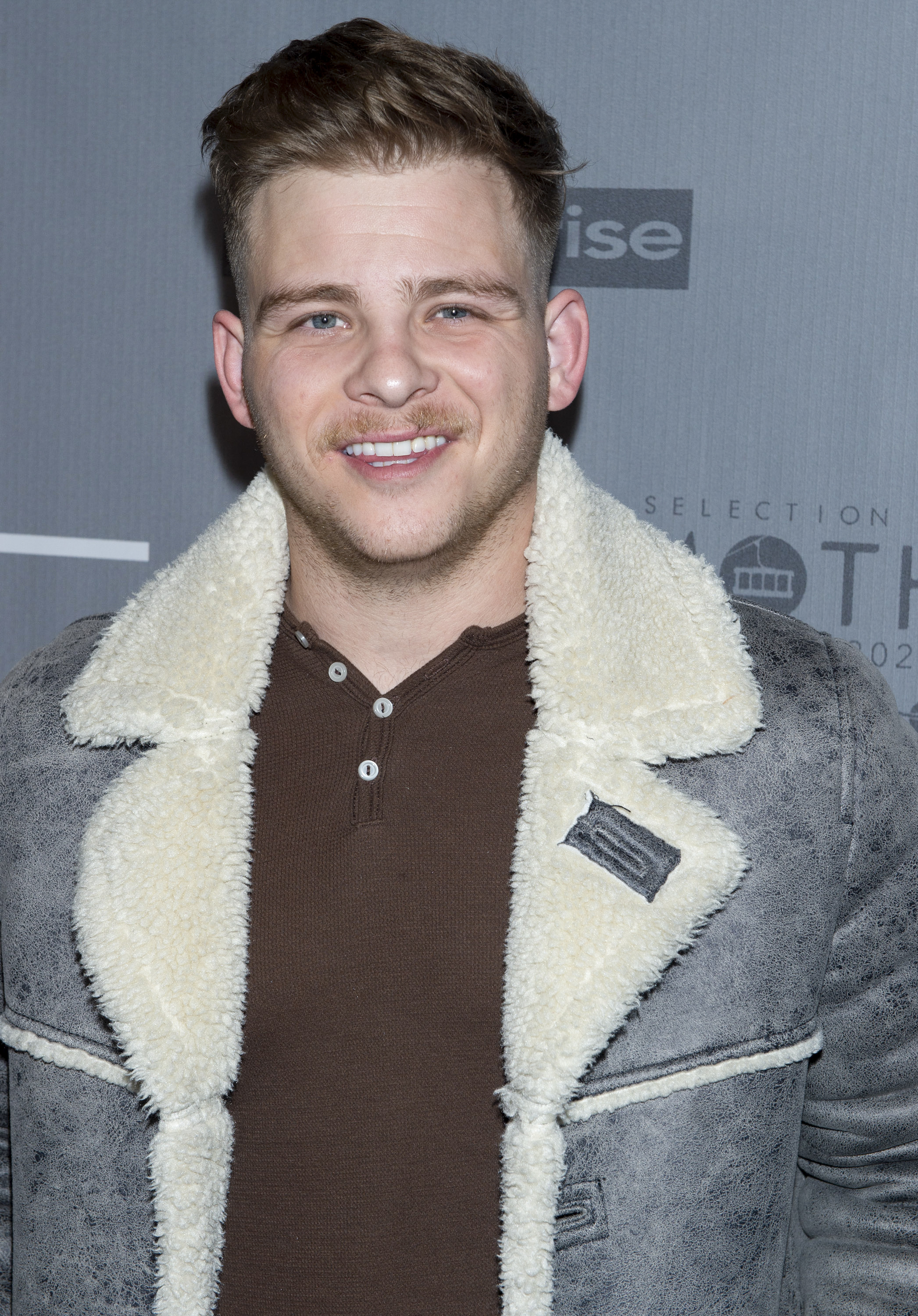Jonathan Lipnicki en la alfombra roja del 3er Annual Mammoth Film Festival el 28 de febrero de 2020 en Mammoth Lakes, California. | Fuente: Getty Images