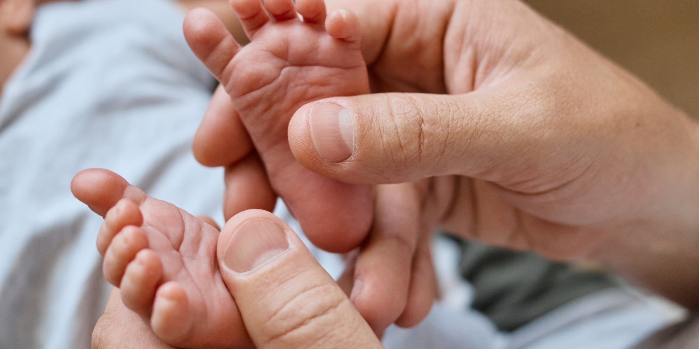 Diminutos dedos de un bebé | Fuente: Shutterstock