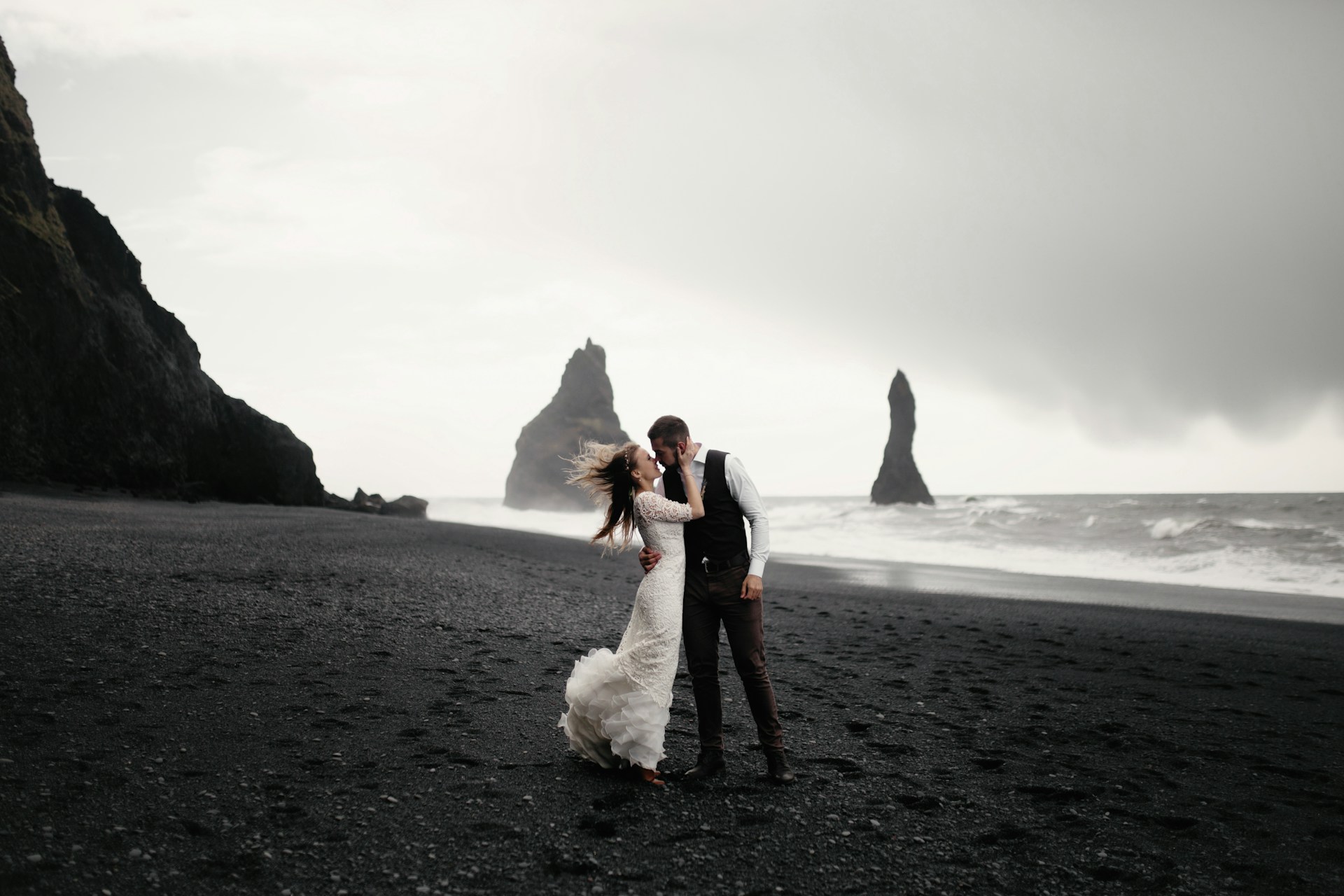 Una pareja el día de su boda | Fuente: Unsplash