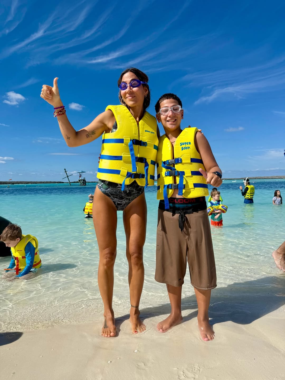 Jimena Barón y su hijo, Momo | Fuente: Instagram/jmena