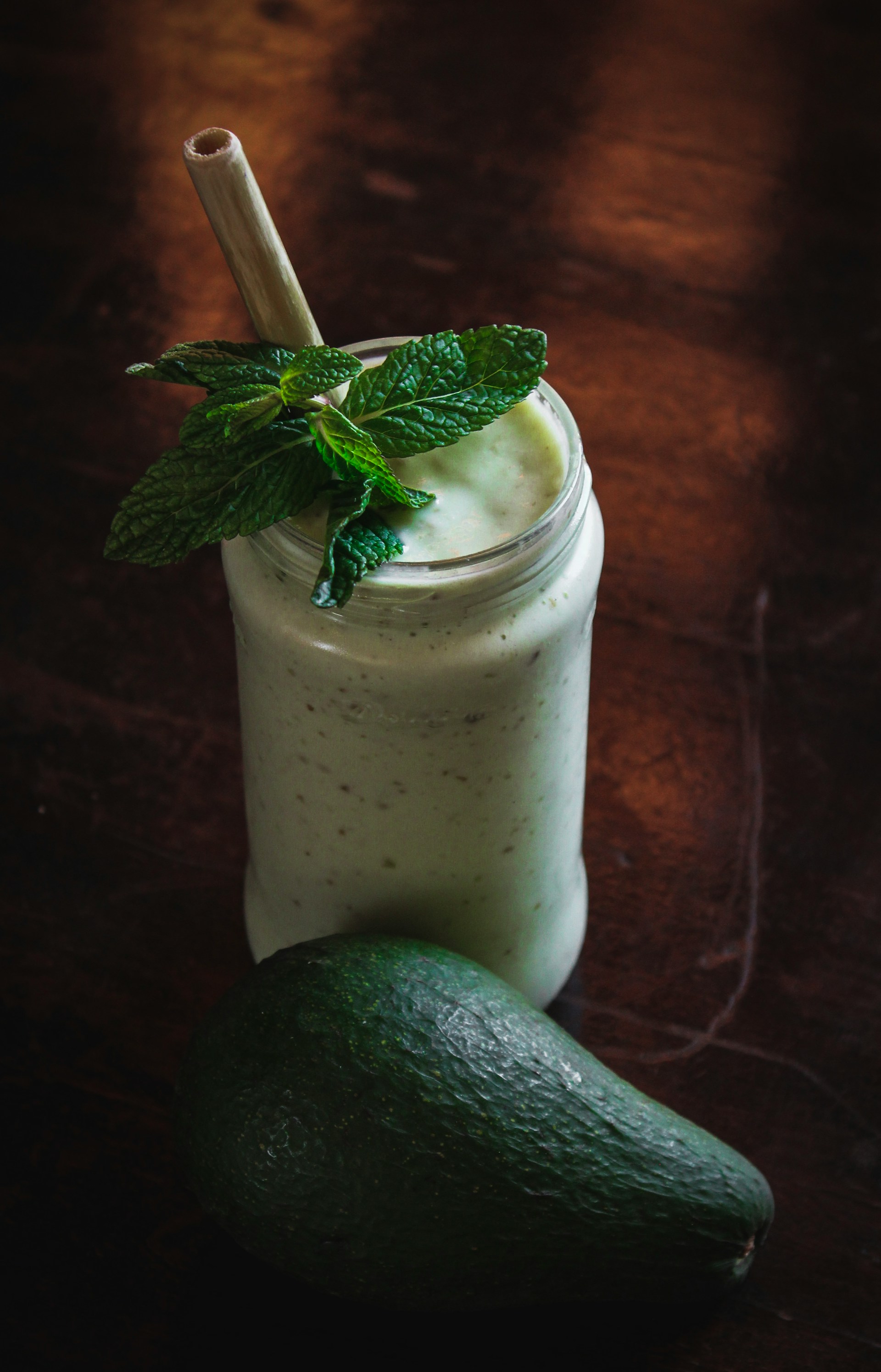 Un batido sobre una mesa | Fuente: Unsplash