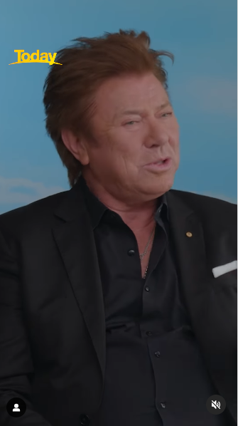 Richard Wilkins entrevista a Tom Cruise mientras promociona su próxima película, "Mission: Impossible – The Final Reckoning", durante una gira de prensa | Fuente: Instagram/thetodayshow/richardwilkins